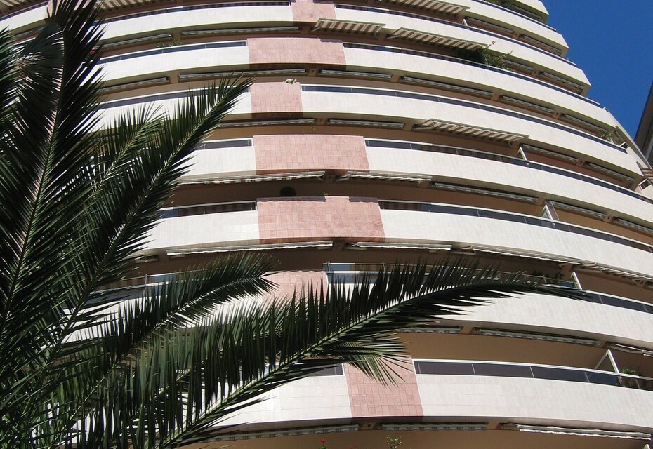 PATIO PALACE - LOCATION BUREAU
